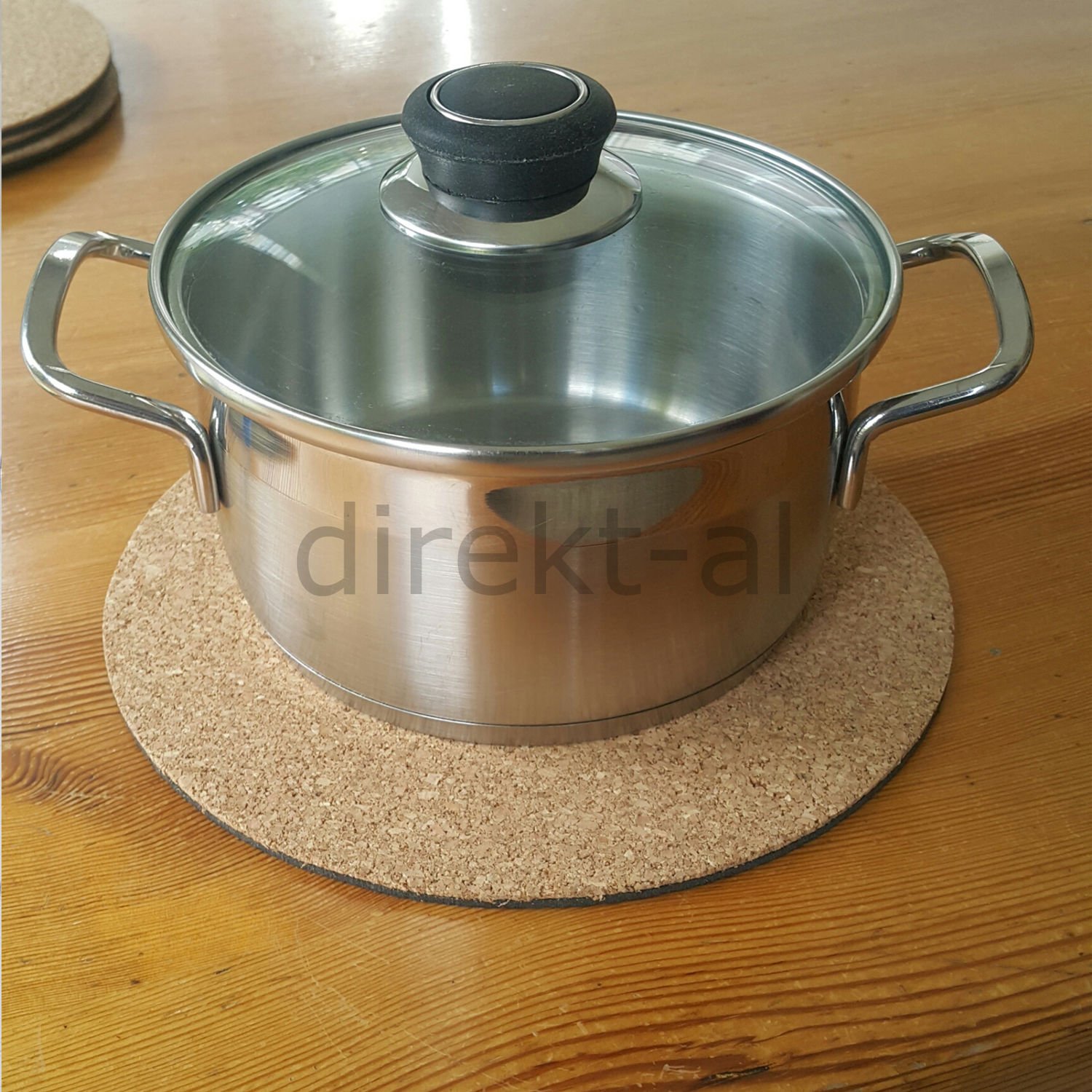 MANTAR NİHALE YUVARLAK KESİMLİ TABANI ESNEK KAUÇUK 22 CM 3 ADET