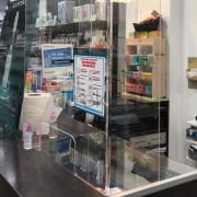ARKASI YAPIŞKANLI KAPAĞI MIKNATISLI ESNEK ÇERÇEVE A4 DUYURU PANOSU 6 RENK SEÇENEKLİ