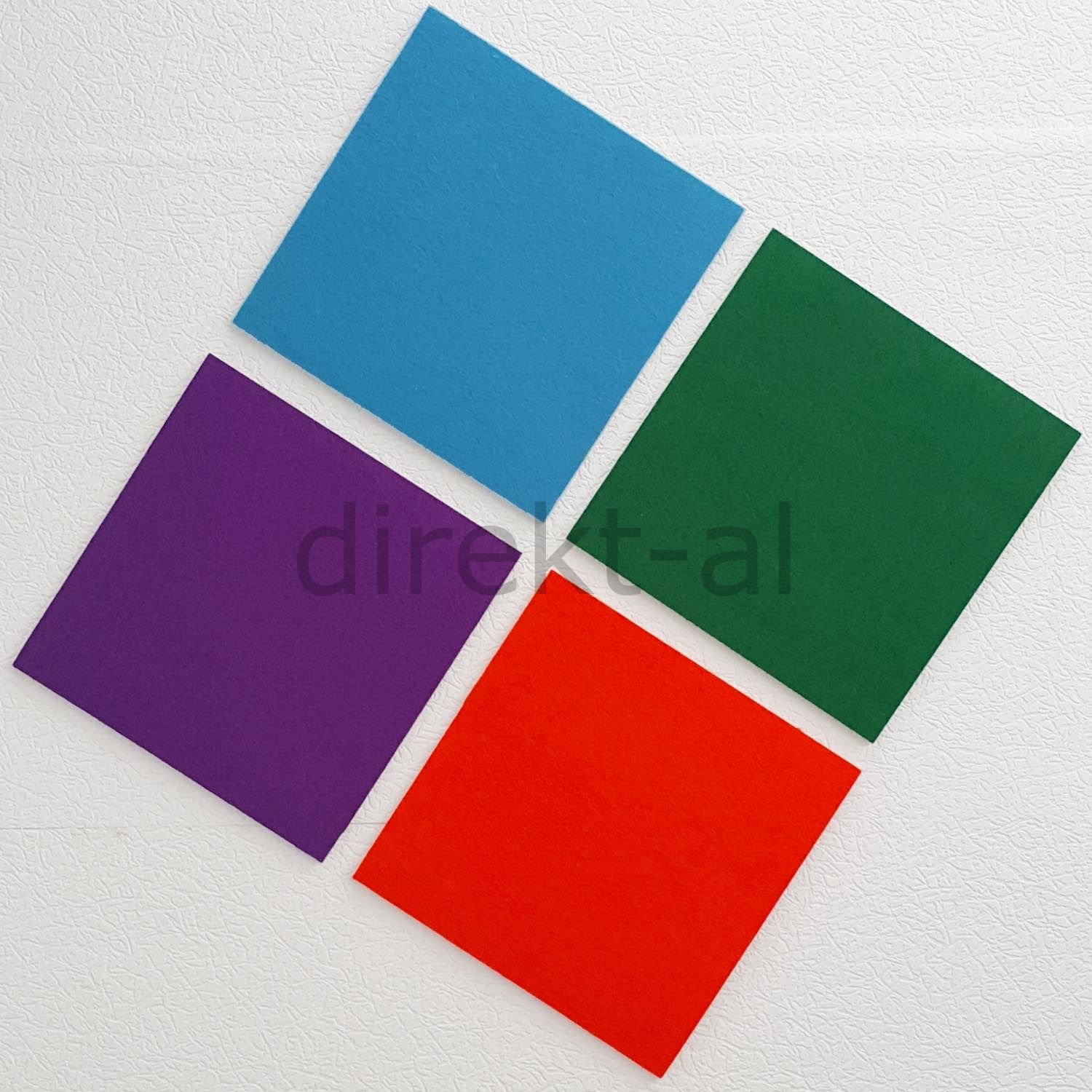 KEÇE KUMAŞ KAPLI DUVAR PANOSU 4 RENKLİ  30X30 CM 4 ADET